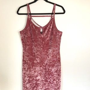 Popular basics velvet crush spaghetti strap dress